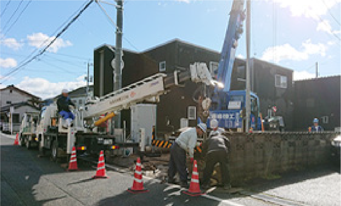 建柱工事